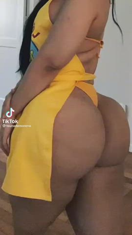 booty latina thick gif