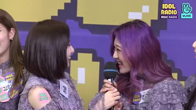 V LIVE - 'IDOL RADIO' ep#155. 더 높이 날아가줘 (w. 이달의 소녀) 87