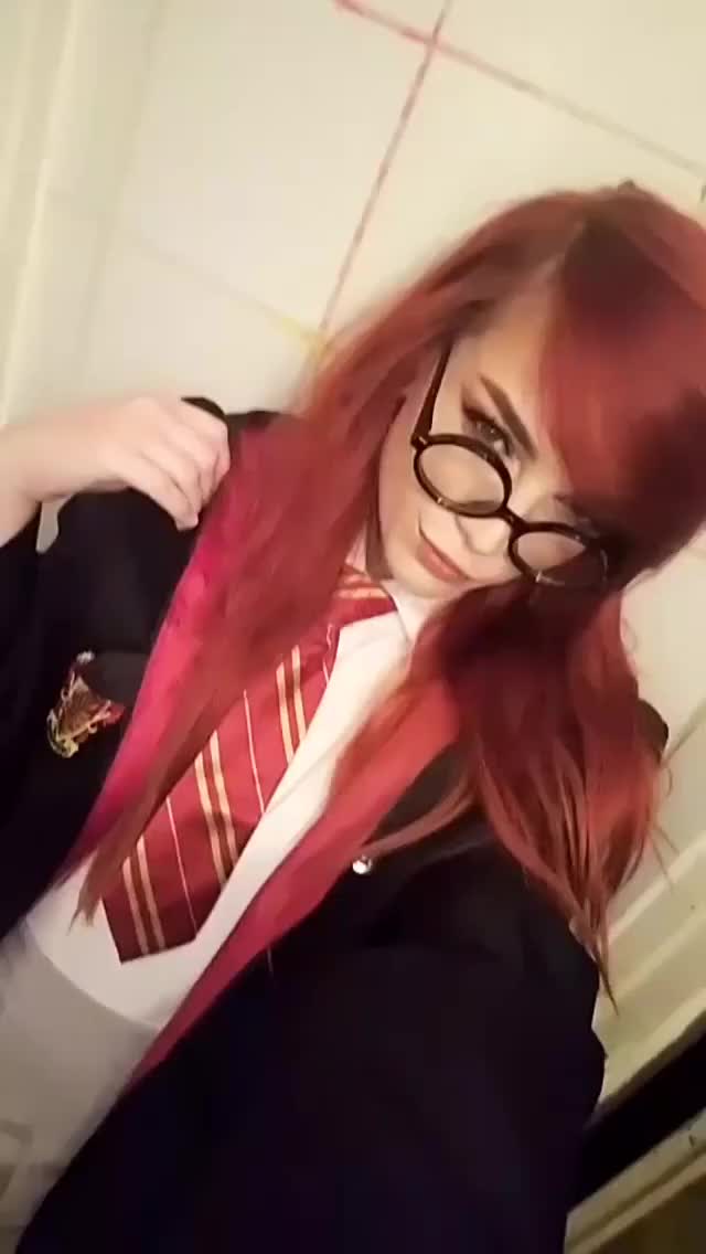 redhead harry potter glasses