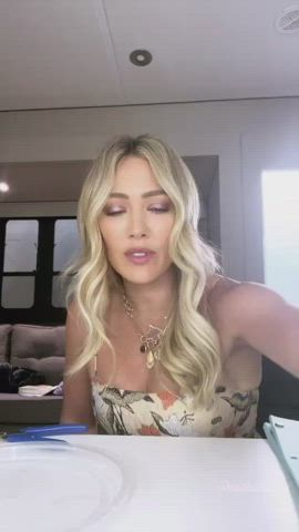 cleavage hilary duff natural tits gif