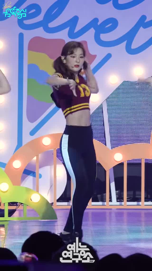 Focused @ 20180811 Power up Red Velvet SEULGI-aCekD3MaAco 1