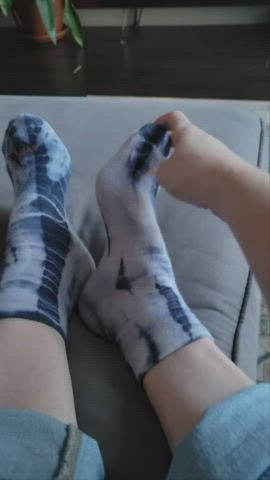 Feet Socks Toes gif