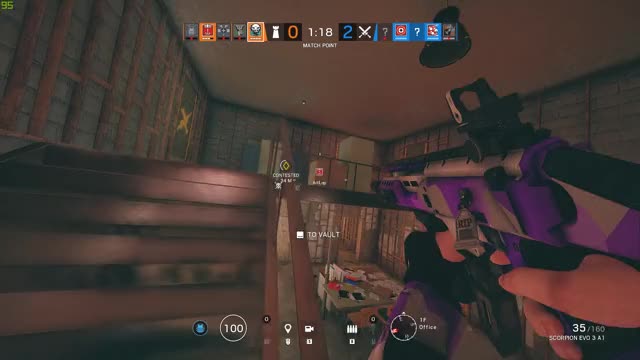 Tom Clancy's Rainbow Six Siege - Stupid flank + strafing