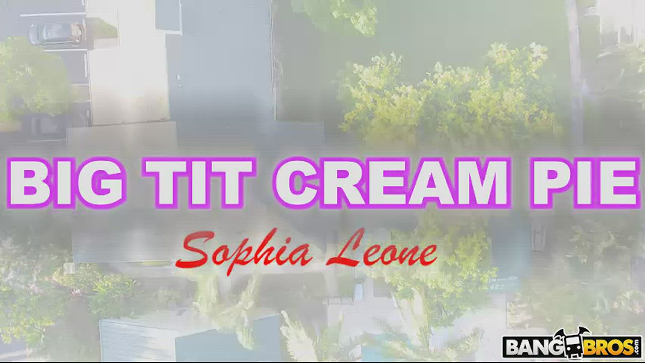 Creampie Massage Sophia Leone gif