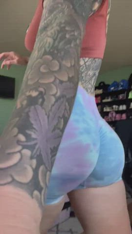 big ass booty pawg shorts tattoo gif