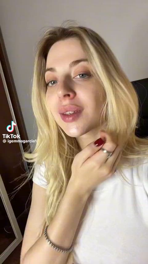 EmmaGarciaVIP - For more tiktok flash videos check my TT likes