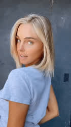 Elizabeth Turner gif