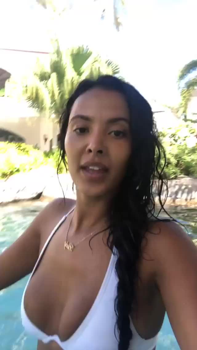 Maya Jama Sexy