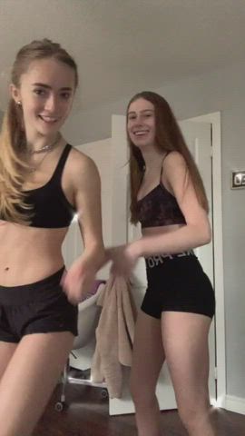 belly button fitness funny porn legs spandex teen teens tight tiktok gif
