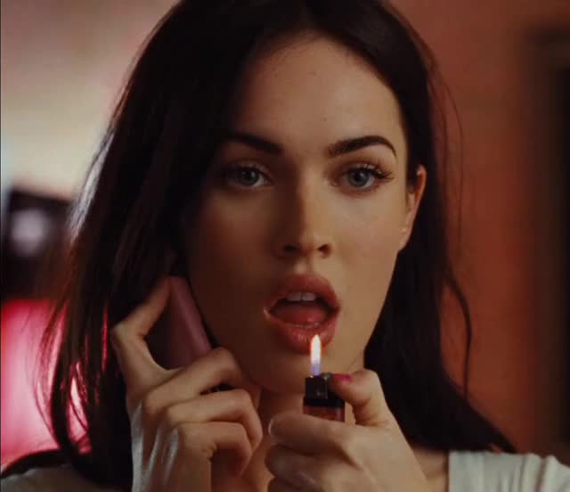 Megan Fox GIF - 014