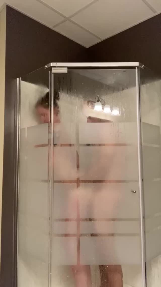 Enjoying the shower at our new place ?