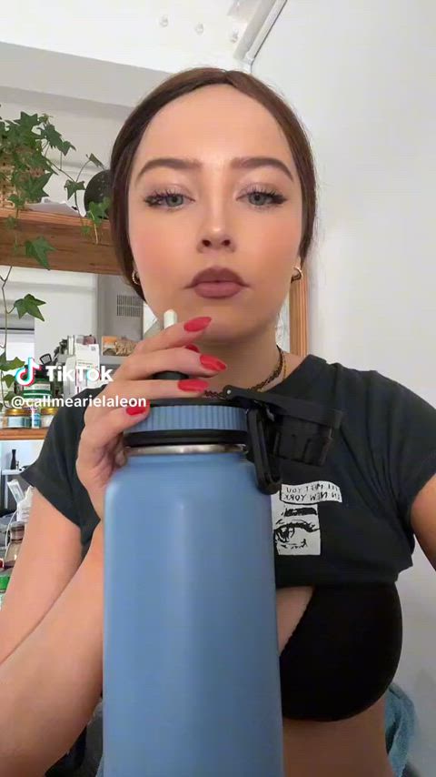 ArielaLeon - More tiktok flashing videos on my TT likes