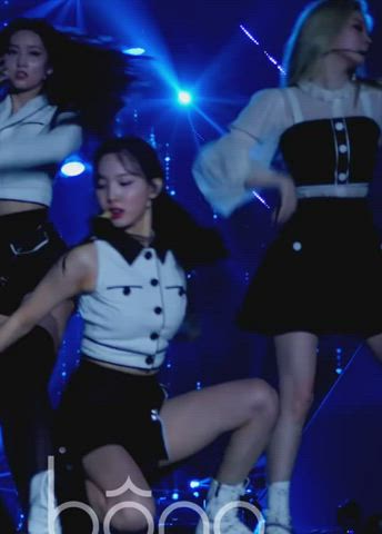 celebrity korean thighs gif