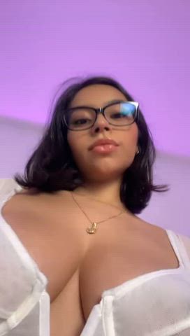 ahegao big tits bouncing bouncing tits camsoda camgirl cute glasses natural tits