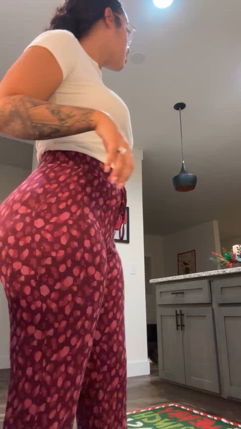 ass big ass latina gif