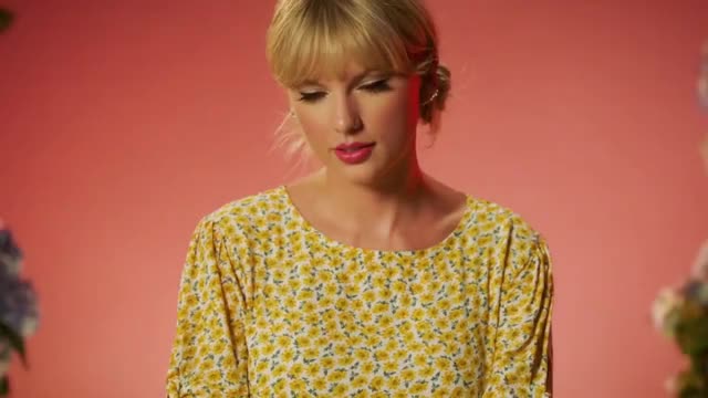 Taylor Swift gif