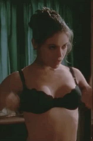 alyssa milano boobs celebrity nude gif