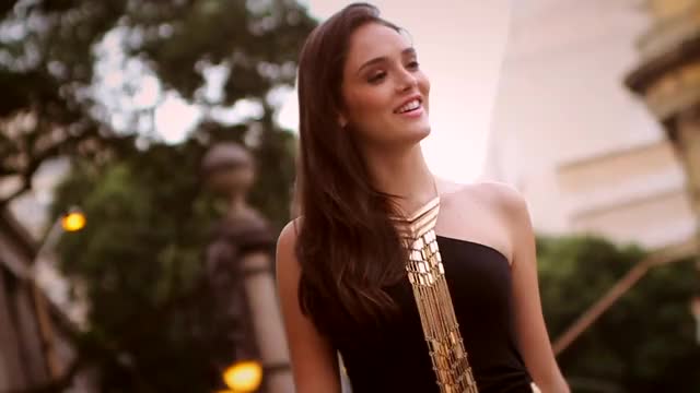 Universe Teen - Verão 2013 com Isabelle Drummond