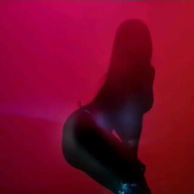 Nicki Minaj gif