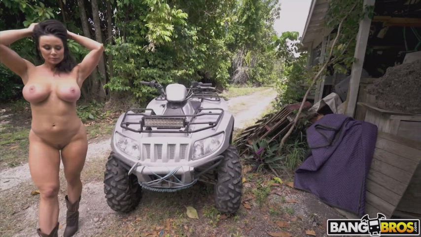 Kendra Lust - Offroad fucking