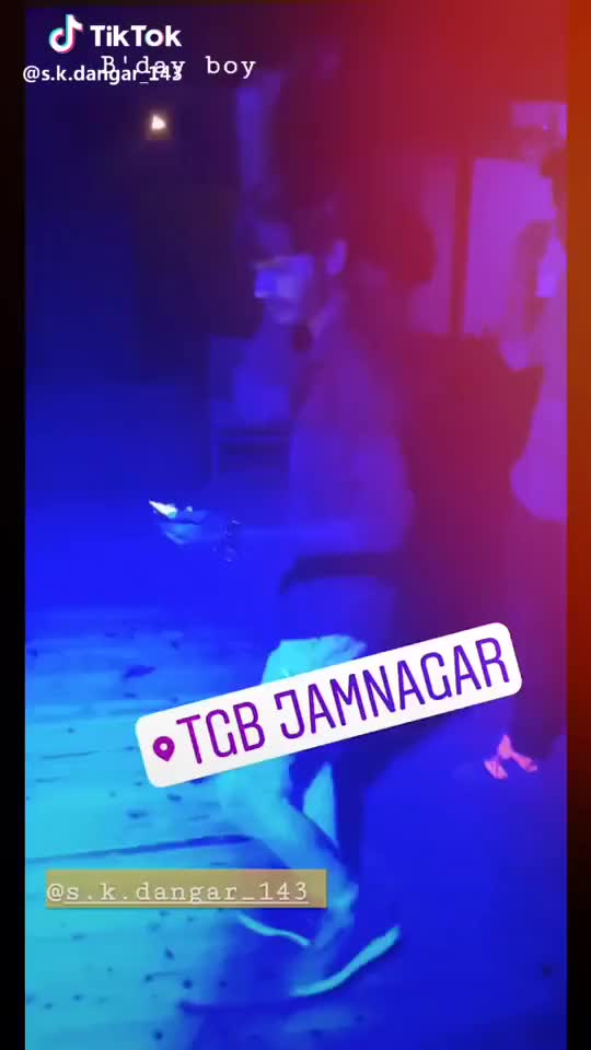  #tiktokindia #swag #dance #gujju #maldhari #kirtidan #brithday #brothers #funny