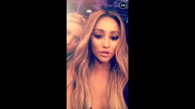 Ashley Benson and Shay Mitchell Sexy MMVA 2016 Snaps