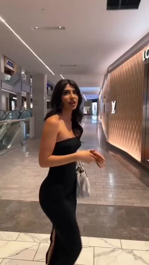 bubble butt dress lightskinned gif