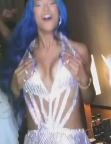 boobs bouncing tits celebrity cum on tits mercedes natural tits petittits small tits