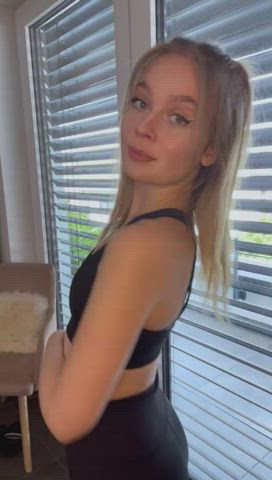 Looking for a personal trainer who’d like to fill me up
