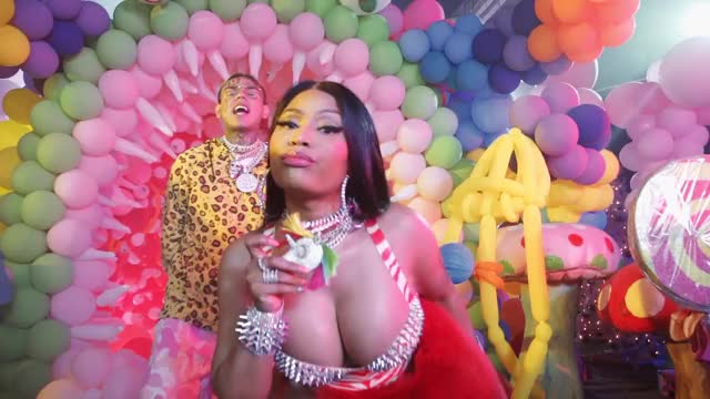 6ix9ine, Nicki Minaj, Murda Beatz - “FEFE” thefappeningblog.com