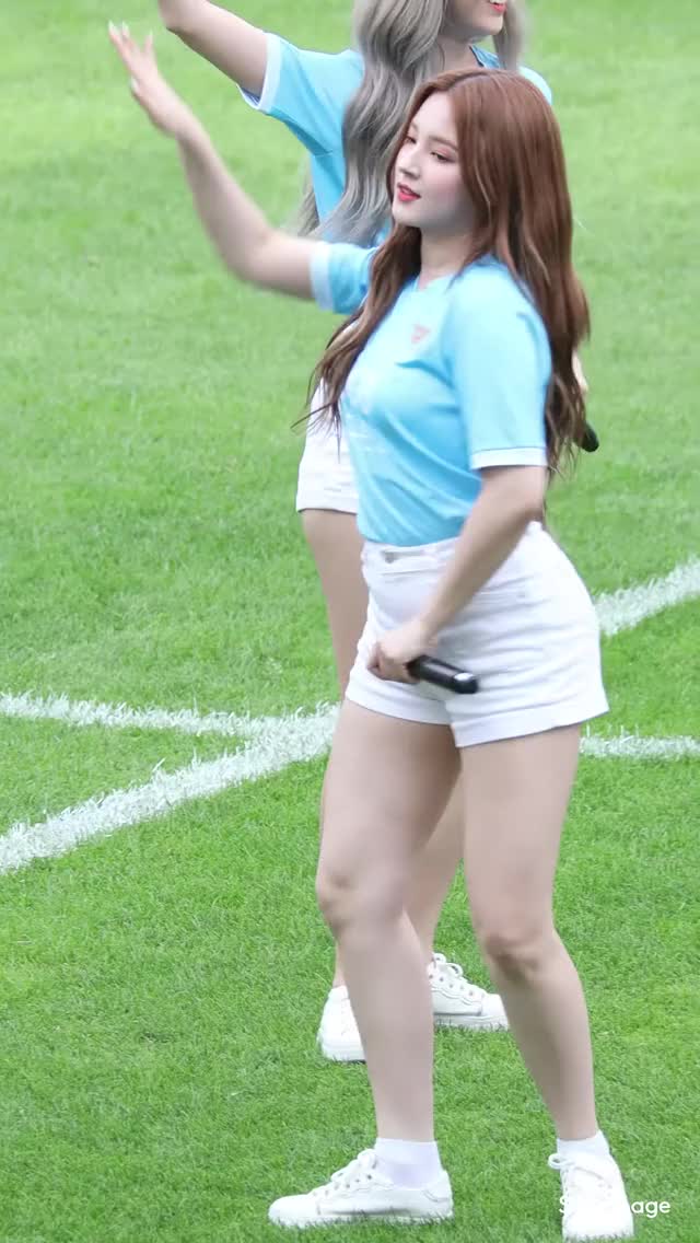 Momoland - Nancy 190526 6