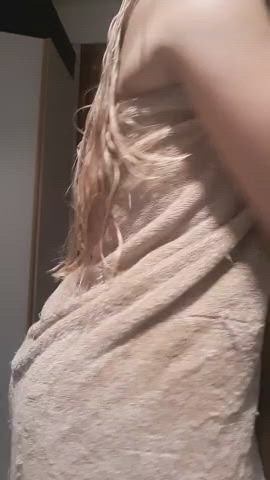 ass bending over booty bubble butt tease teen thong towel gif