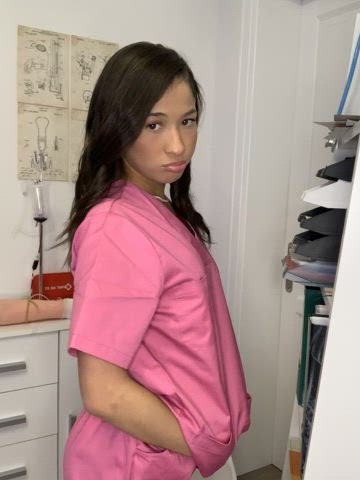 19 years old 2000s porn ass big ass booty nurse onlyfans tease teasing gif