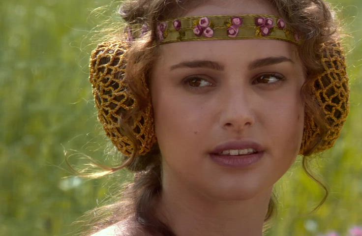 celebrity female natalie portman gif