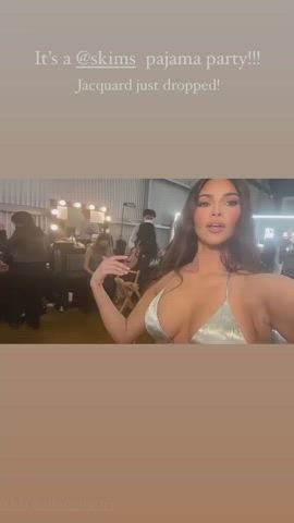 Big Tits Bikini Kim Kardashian gif