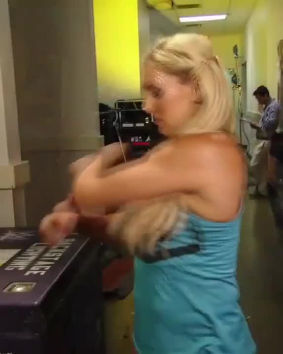 Charlotte Bouncing in Slow Motion (RAW August 15 2016)