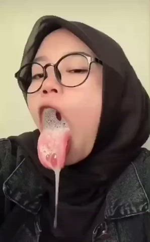 ahegao arab cum in mouth cum swallow hijab muslim teen gif