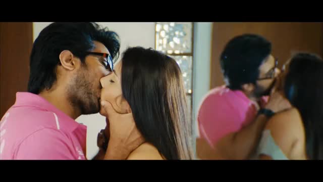 Rare Namitha Kapoor Liplock