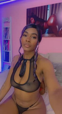 amateur big tits boobs brunette ebony nipples public tits gif