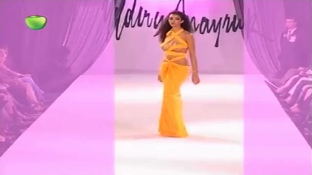 Runway (GIF)