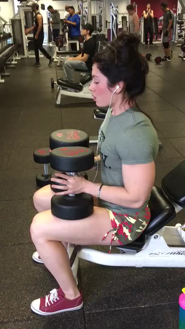 Natasha Aughey 60lbs incline workout