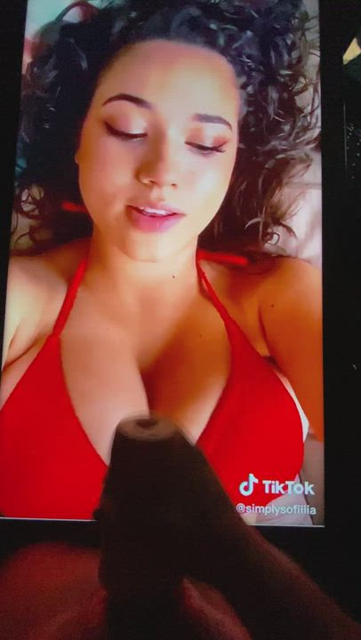 (Full video) Sofia Gomez ? Gave her a nice load all over her face and big tits. Hope