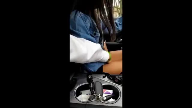 Amateurs Making their FIRST CAR SEXTAPE