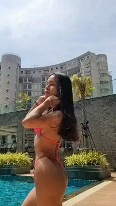 asian big ass bikini girl dick pool swimming pool t-girl trans trans woman gif