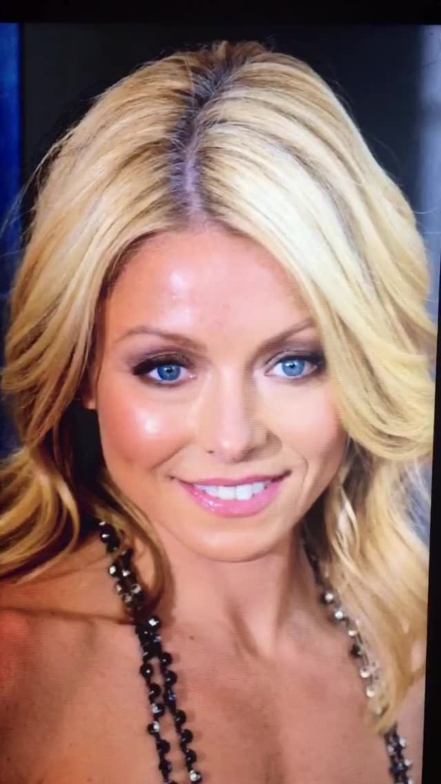 Kelly Ripa tribute