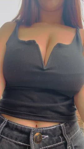 babe natural tits tits gif