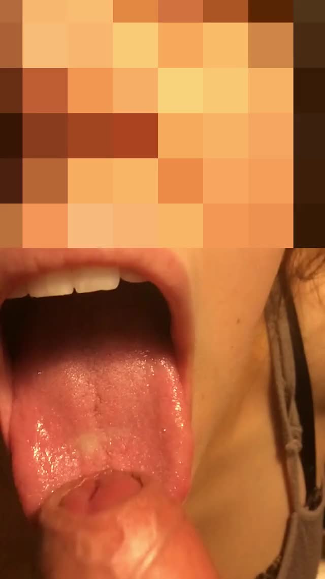 Slow Motion cum in mouth