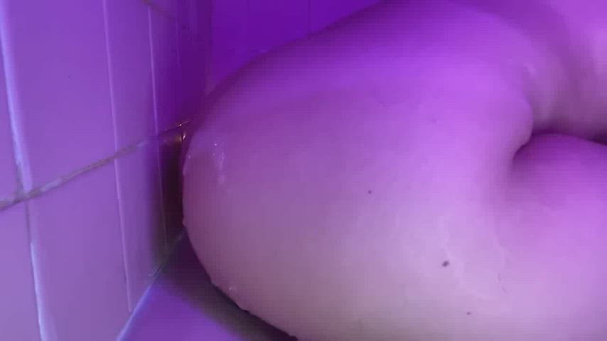 amateur bathroom bathtub curvy dildo goth masturbating solo teen thick gif