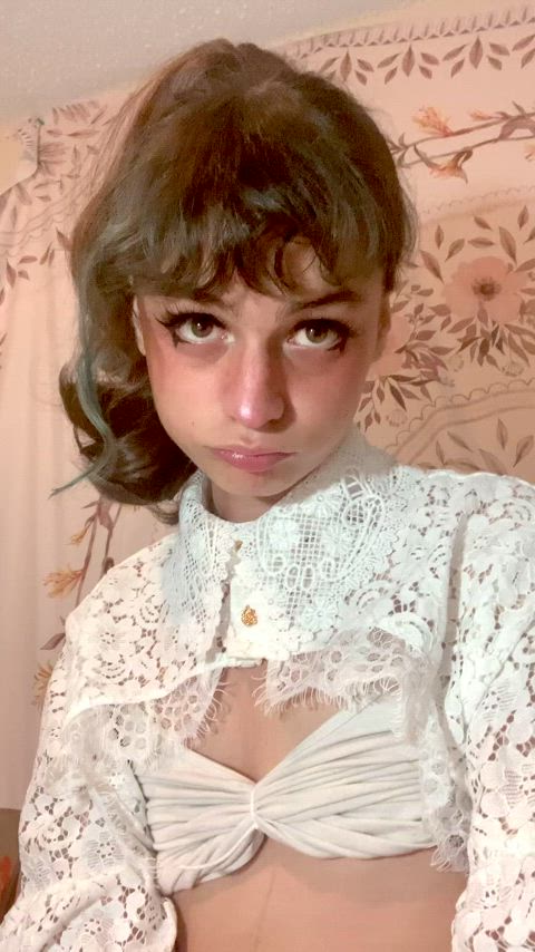 would u fuck me all night if we were friends and u saw me like this? 🥺💖