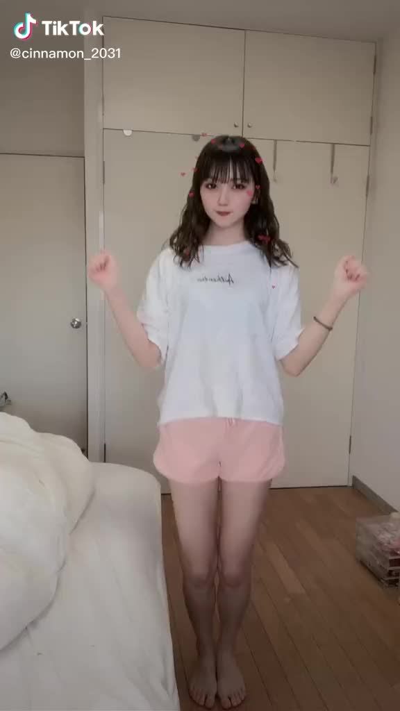 TikTok Japan (1241)